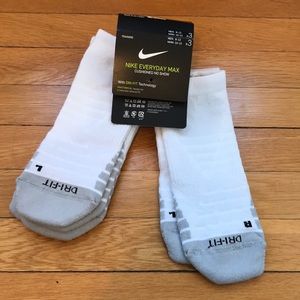 Nike Everyday Max Cushioned No-Show Socks - NWT